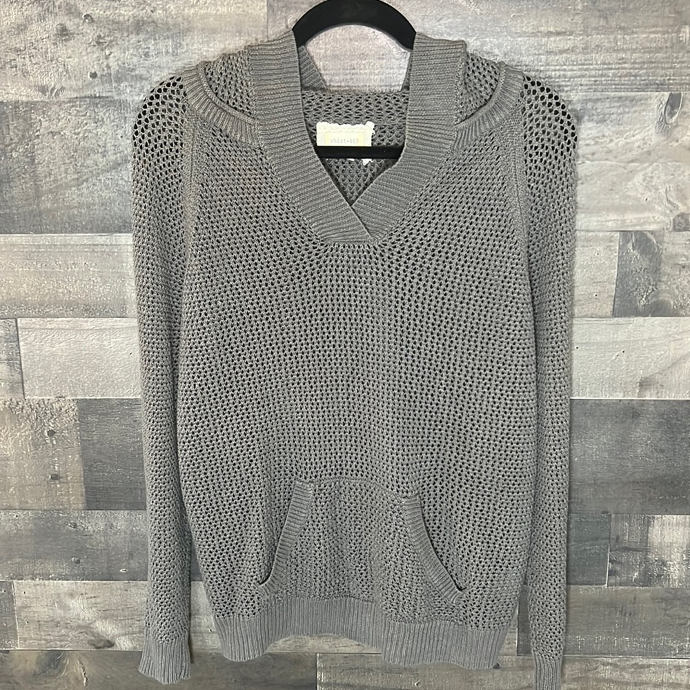 Cute Gray Knit Hooded V-Neck Sweater - Picture 1 of 7